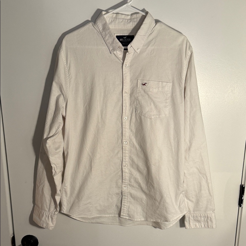 Hollister Men's Cream Button Down Shirt